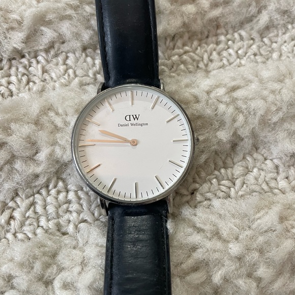 Daniel Wellington - CLASSIC SHEFFIELD - Picture 3 of 4